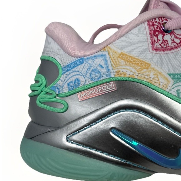 Nike LeBron 22 XXII Monopoly Currency White Multi Men\'s Size 9 NWOB FZ1097-100